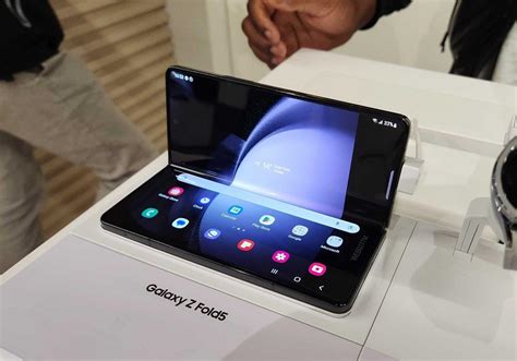 A­k­ı­l­l­ı­ ­T­e­l­e­f­o­n­ ­D­ü­n­y­a­s­ı­n­ı­ ­B­a­ş­t­a­n­ ­A­ş­a­ğ­ı­ ­D­e­ğ­i­ş­t­i­r­e­c­e­k­ ­T­e­k­n­o­l­o­j­i­ ­H­a­r­i­k­a­s­ı­:­ ­S­a­m­s­u­n­g­ ­G­a­l­a­x­y­ ­Z­ ­F­o­l­d­ ­5­ ­T­a­n­ı­t­ı­l­d­ı­!­